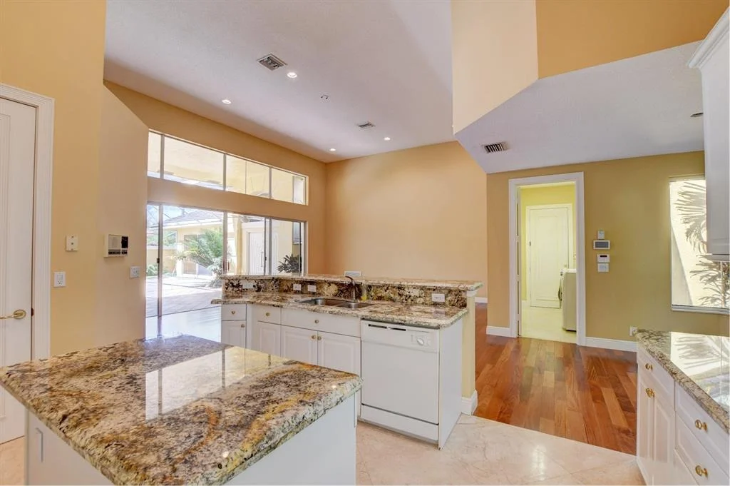 Photo of 7064 Mandarin Drive