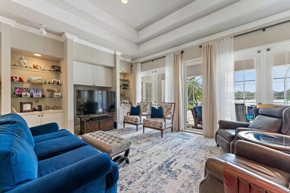Photo of 18440 SE Lakeside Drive