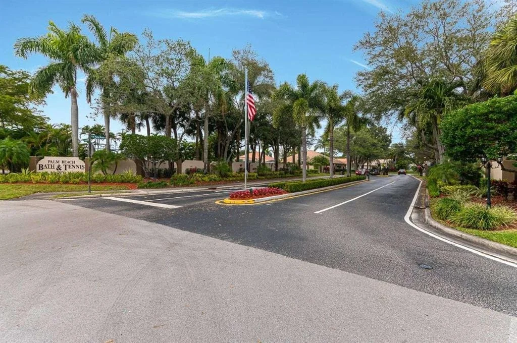Photo of 5211 Grande Palm Circle