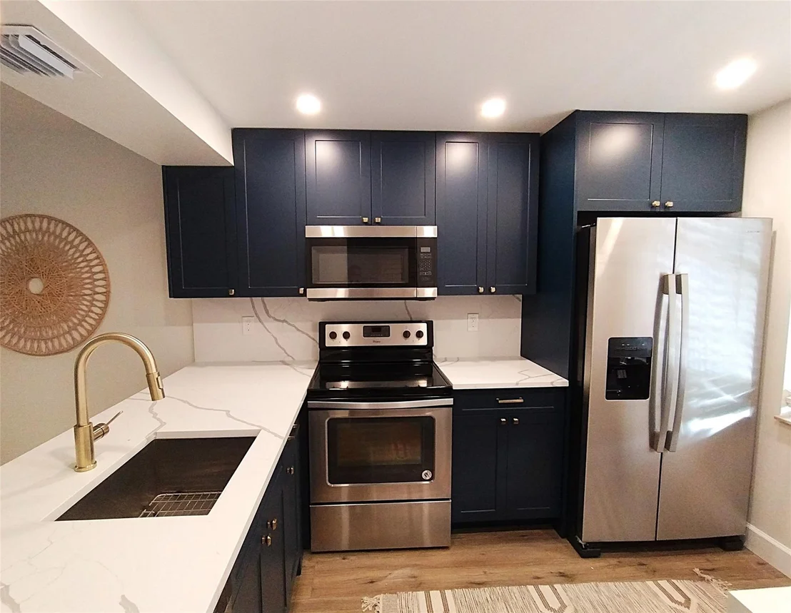 Photo of Unit E2 at 1201 Bahama Bend