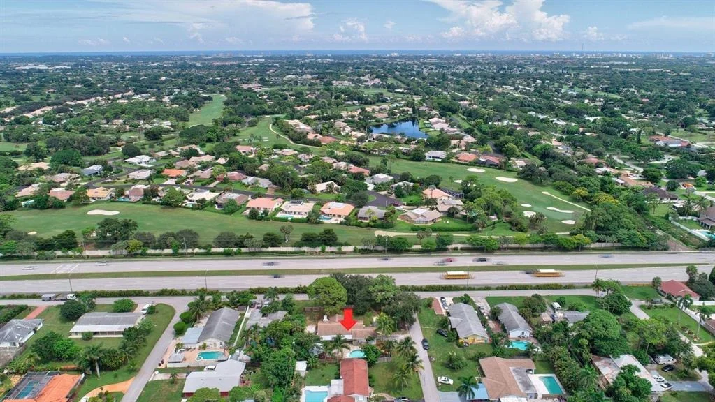 Photo of 15385 Monroe Road
