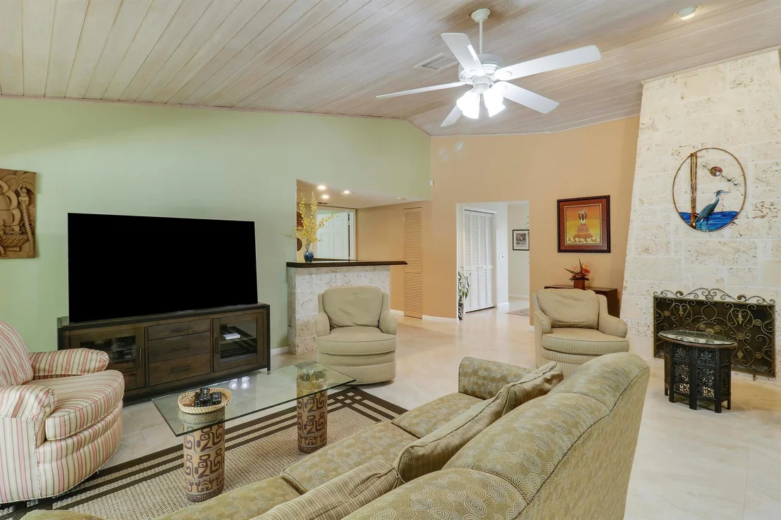 Photo of 3774 SE Fairway E