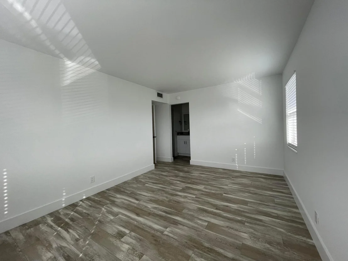 Photo of Unit 2D at 210 Main 2d Boulevard