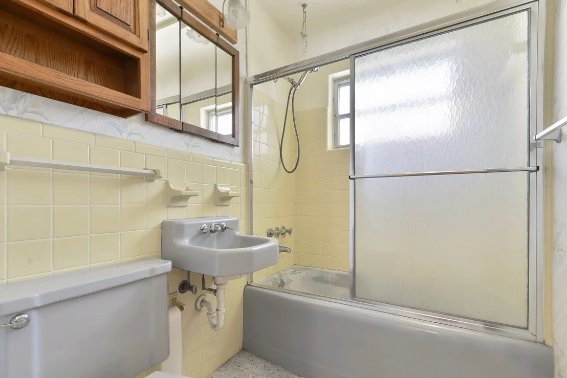 Photo of 541 Ebbtide Drive