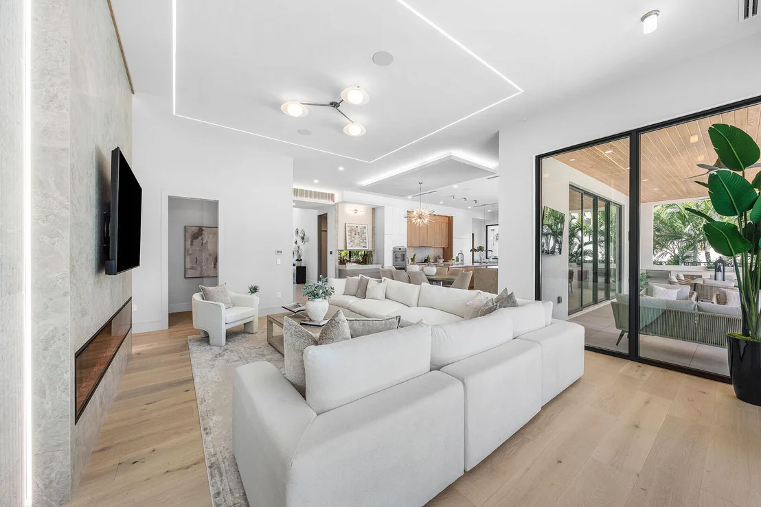 Photo of 2240 Date Palm Road