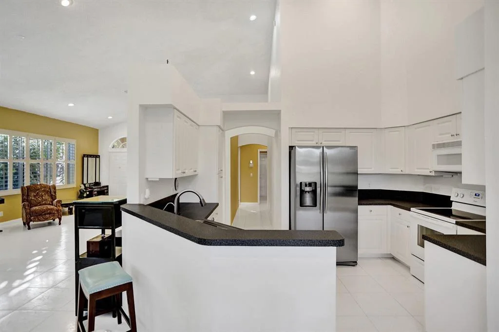 Photo of 6867 Cairnwell Drive