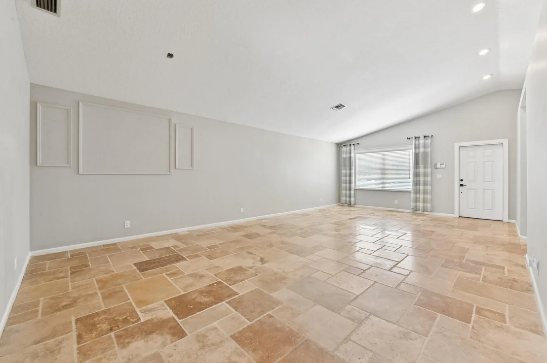 Photo of 1163 Peninsula Way