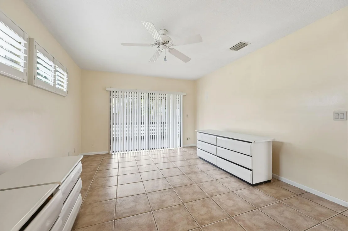 Photo of 708 Dixie Lane
