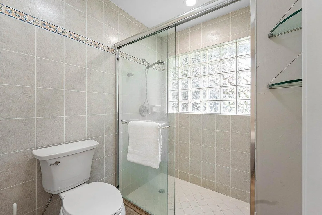 Photo of 2425 NW 36th Street