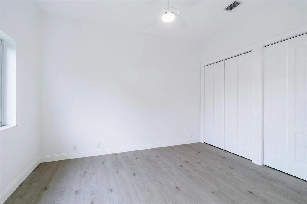 Photo of 18585 Lakeside Gardens Drive