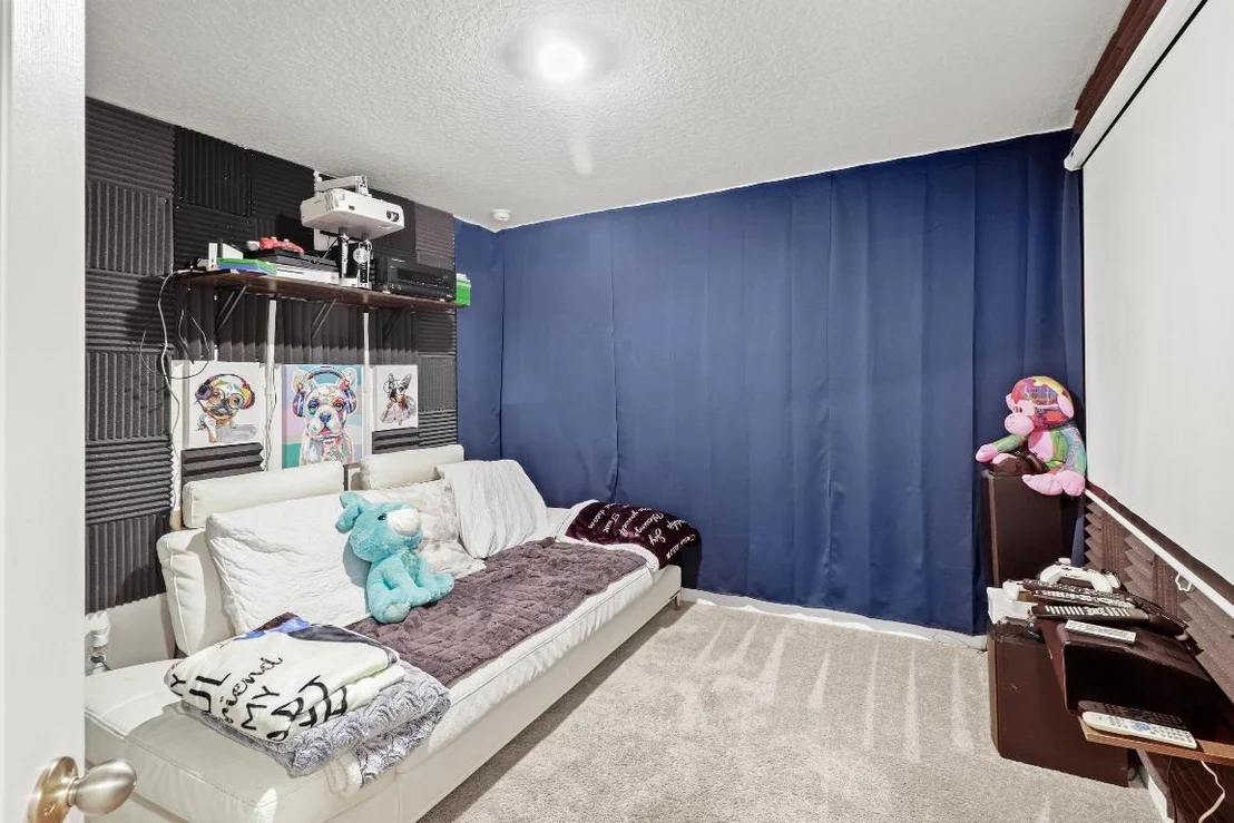 Photo of 5551 Imagination Drive