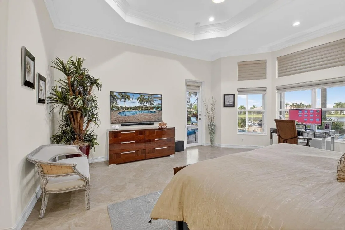 Photo of 10685 Whitewind Circle