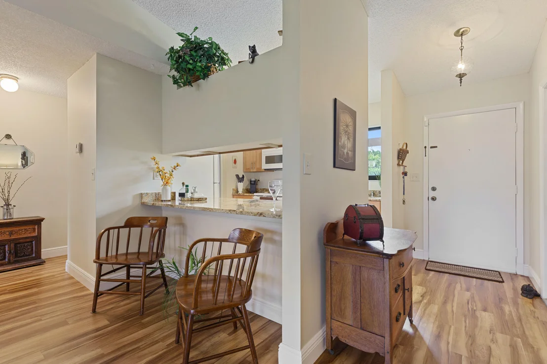 Photo of 5 Mayfair Lane