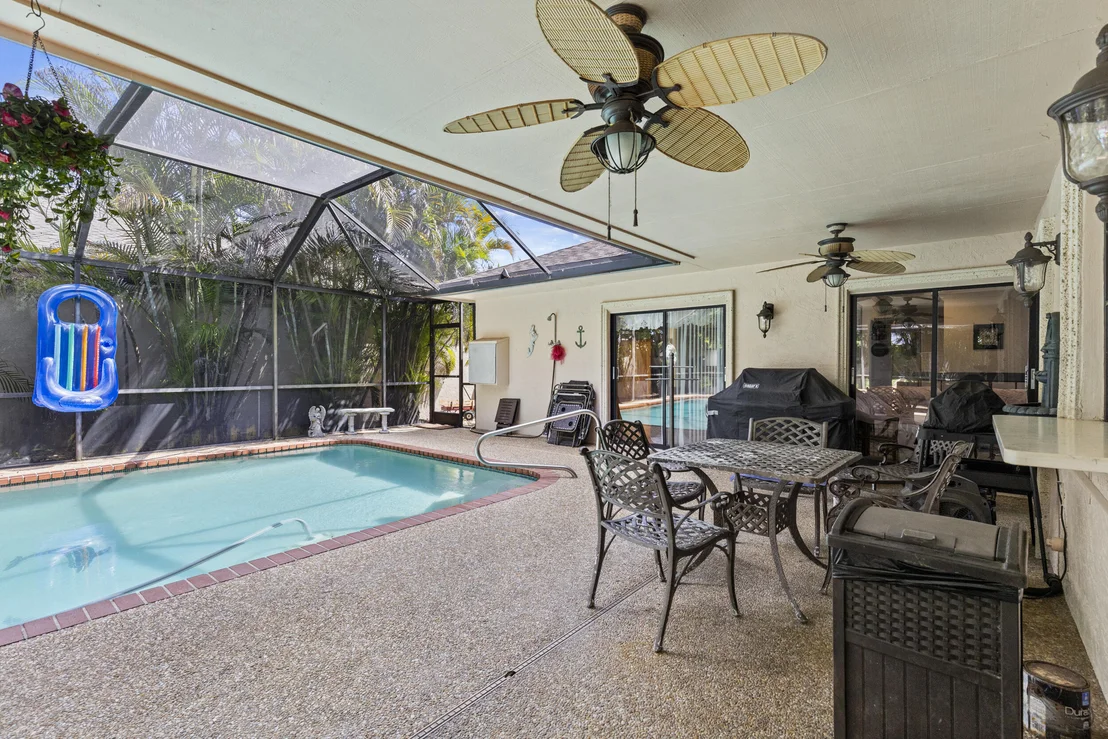 Photo of 21665 Sutters Lane