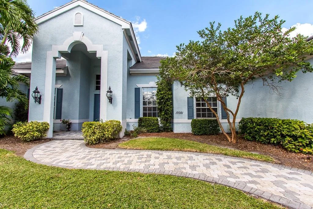 Photo of 17081 Gulf Pine Circle