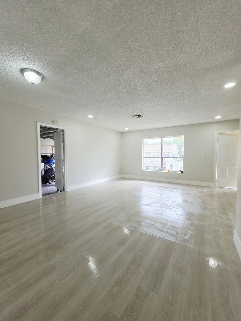 Photo of 6117 Blue Grass Circle