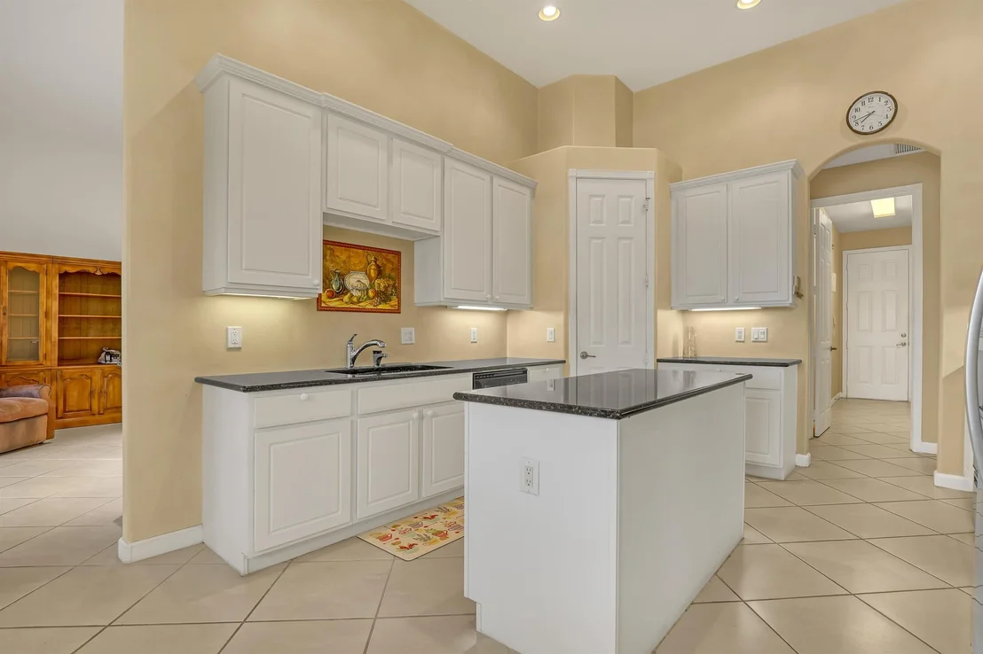 Photo of 9466 Lantern Bay Circle