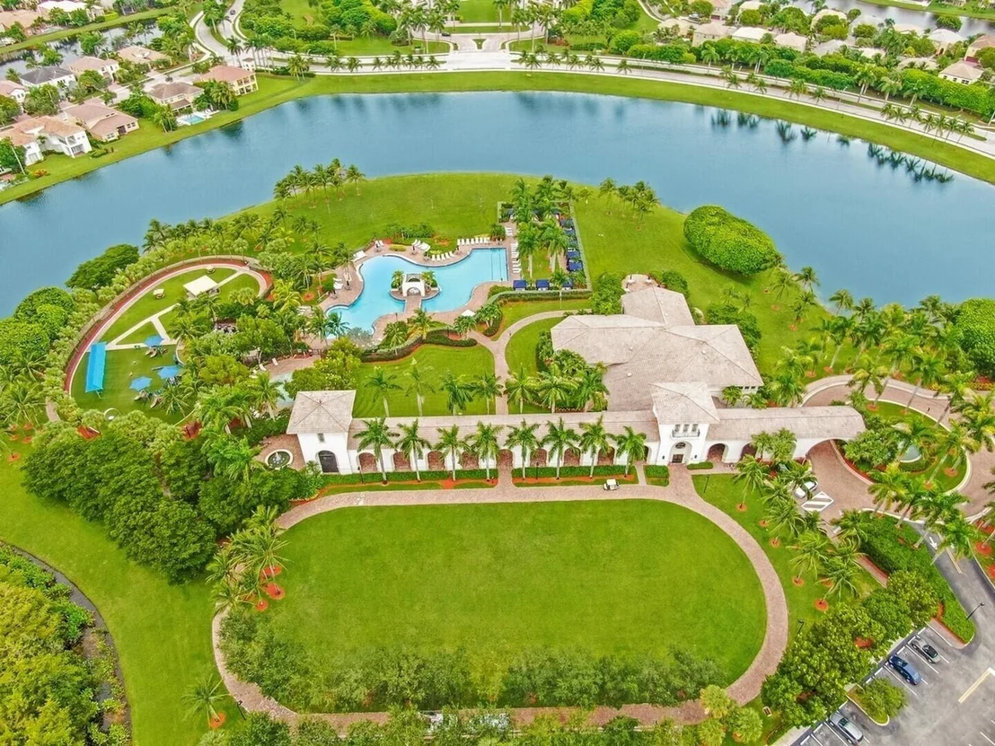 Photo of 2735 Shaughnessy Drive