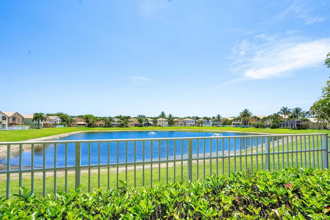 Photo of 4756 S Classical Boulevard