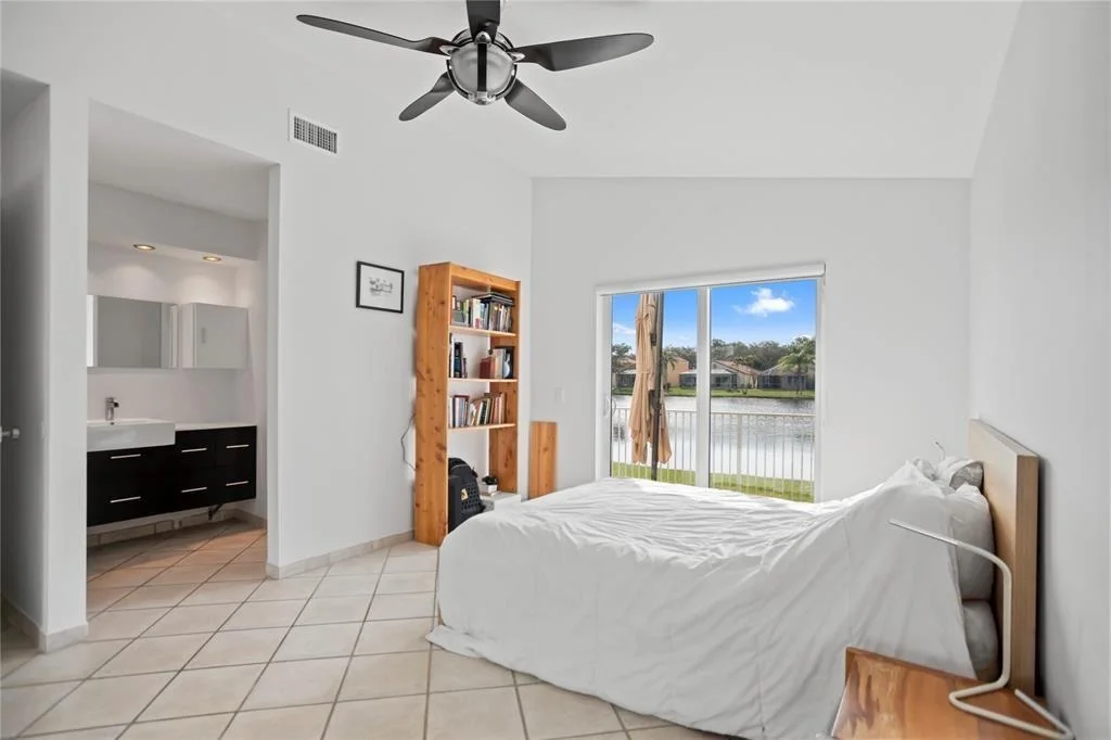 Photo of 1230 Garden Road
