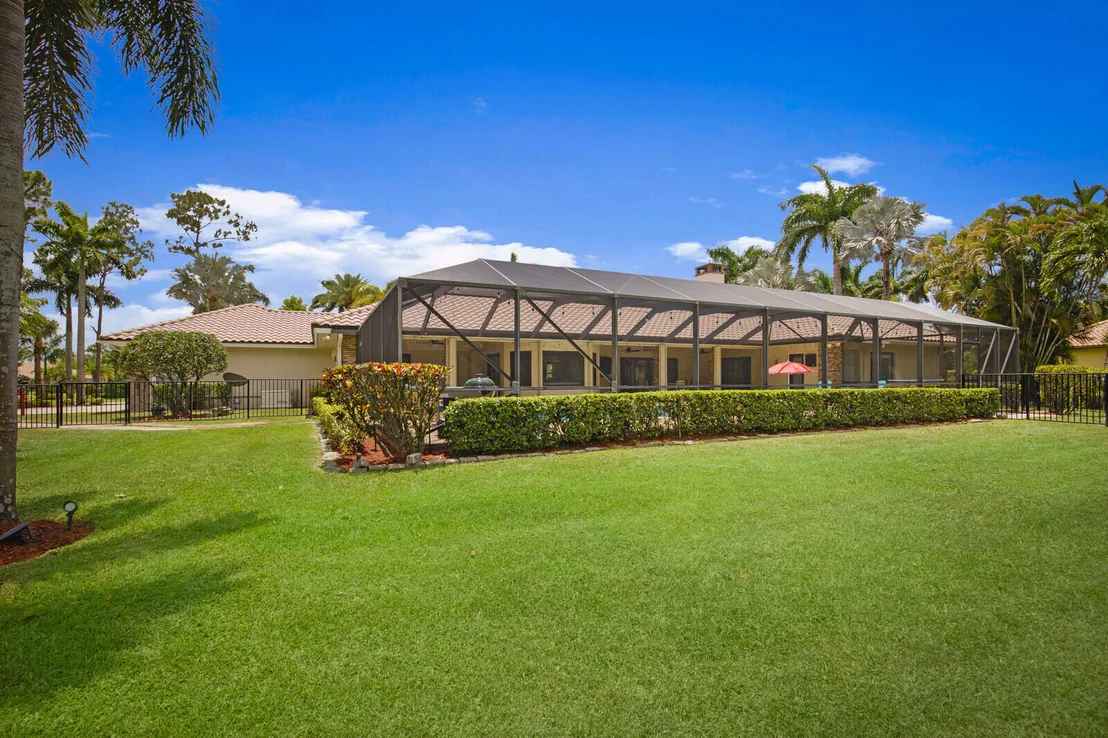 Photo of 9170 Dundee Drive Drive