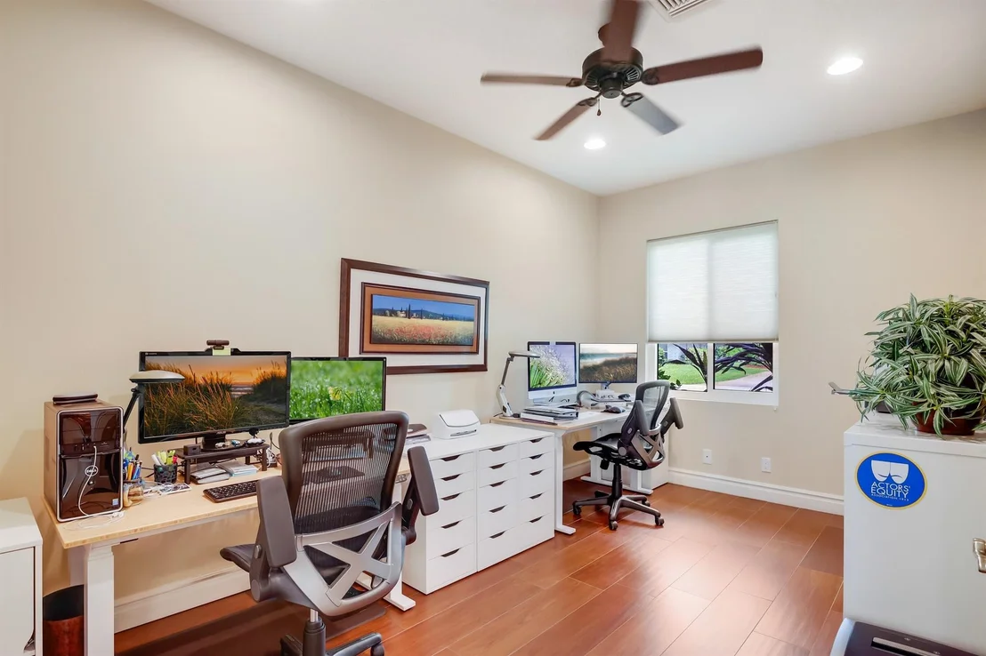 Photo of 391 Glenbrook Drive