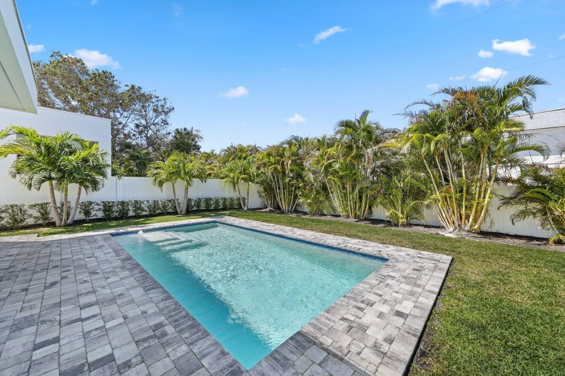 Photo of 655 Kingsbridge Street
