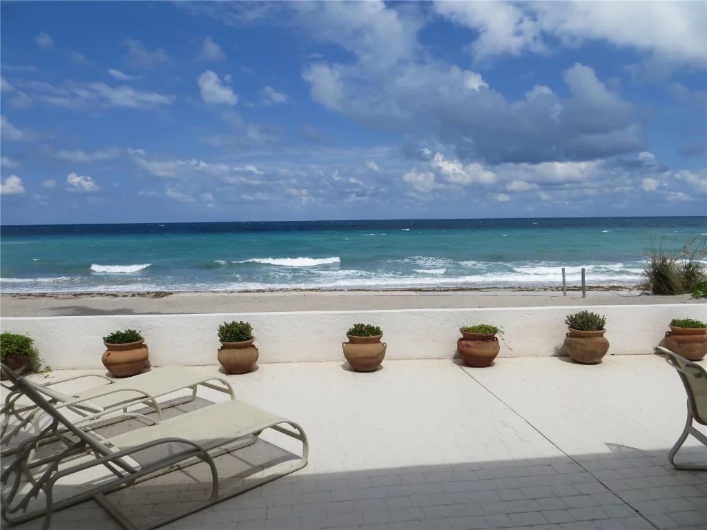 Photo of 5405 N Surf Road