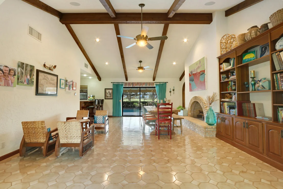 Photo of 160 SE Turtle Creek Drive