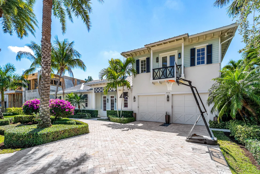 Photo of 936 Bolender Drive