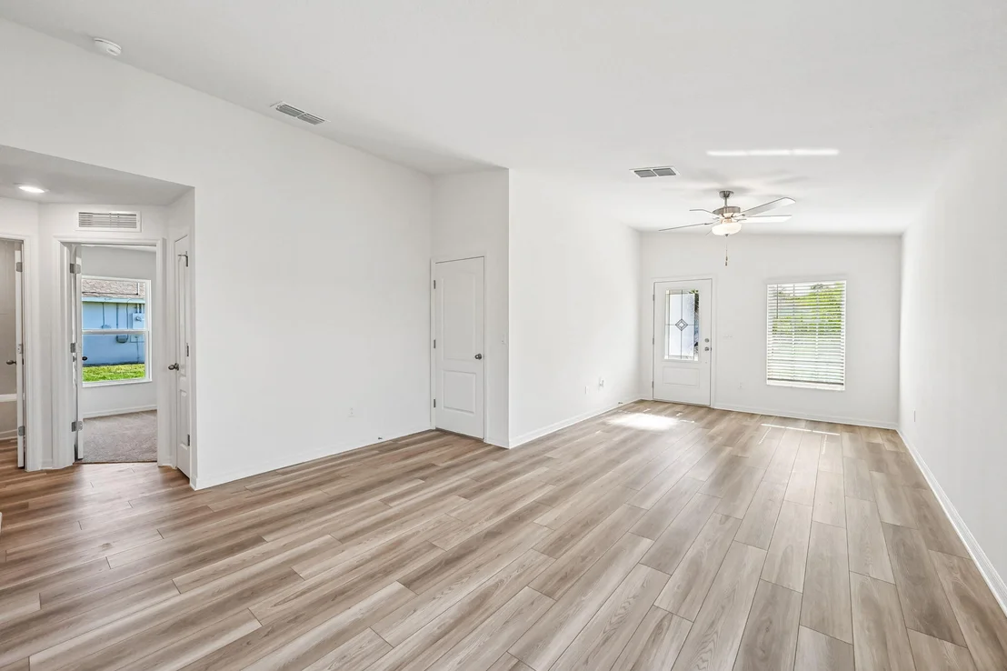 Photo of 5717 Palm Drive