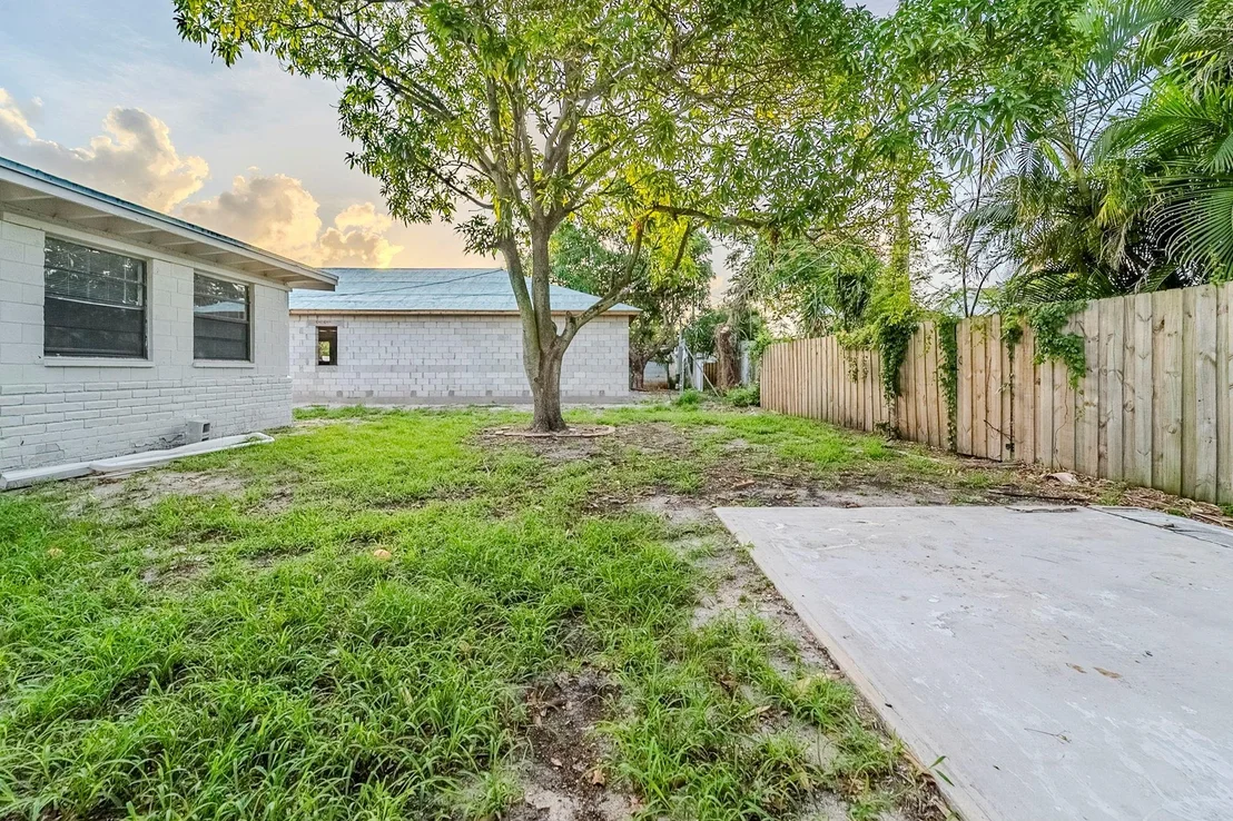 Photo of 722 Forest Hill Boulevard