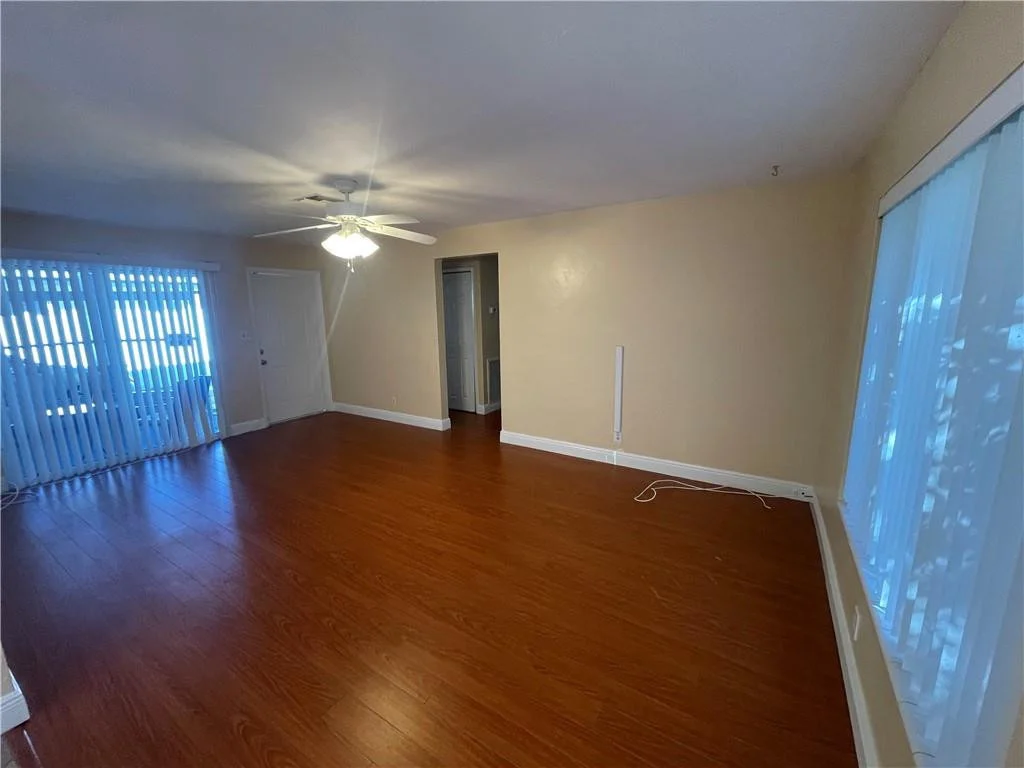 Photo of 809 NE 12th Avenue