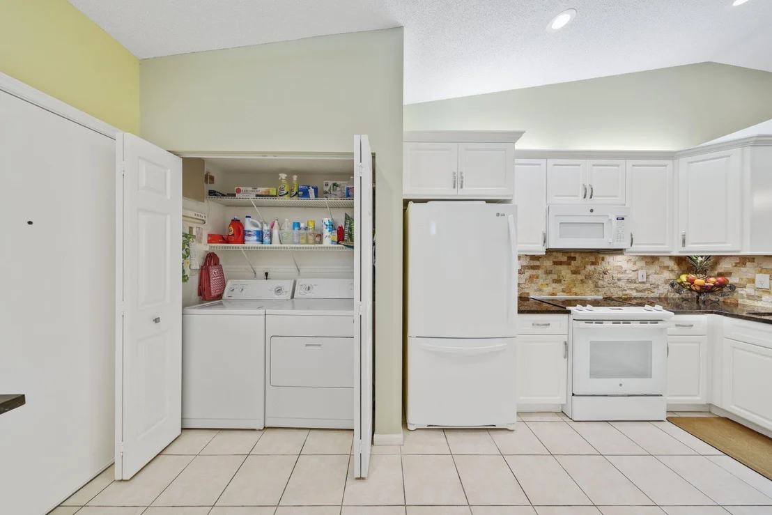 Photo of 39 Sausalito Drive