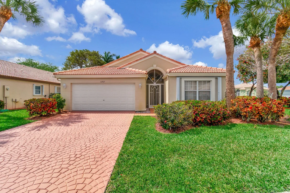 Photo of 5767 Seashell Terrace