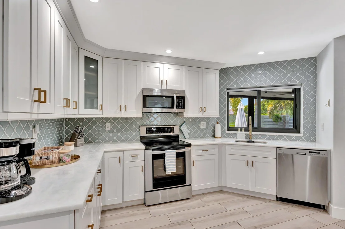 Photo of 620 Enfield Road