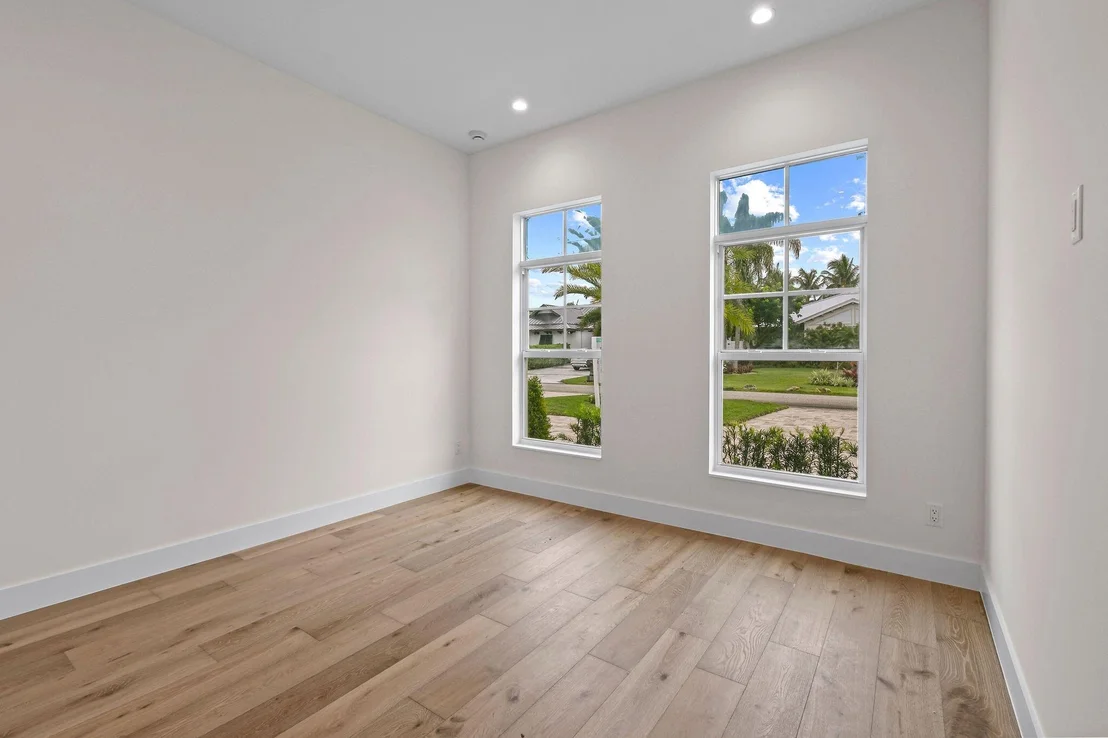 Photo of 3367 Cove Road
