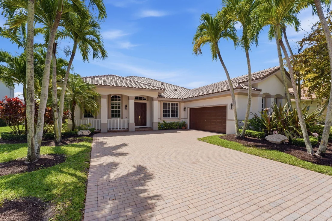 Photo of 1112 Skylark Drive