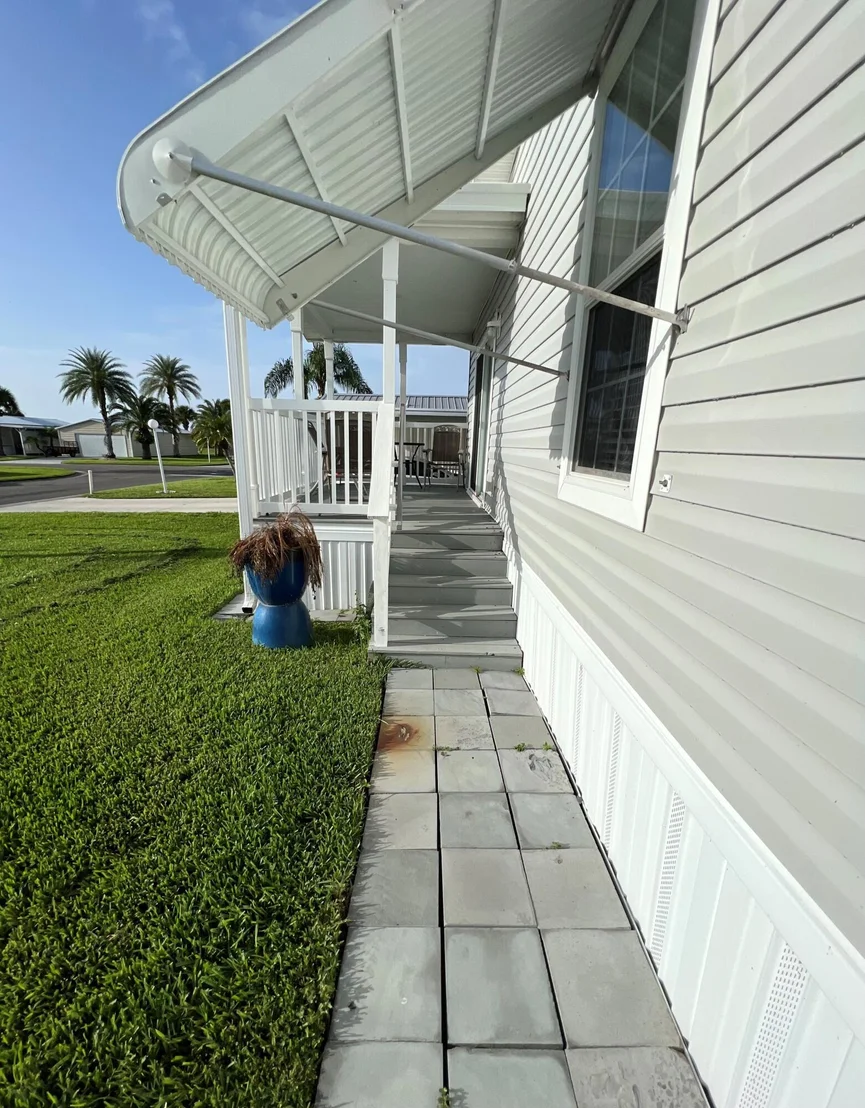 Photo of 4411 SW 10th Way