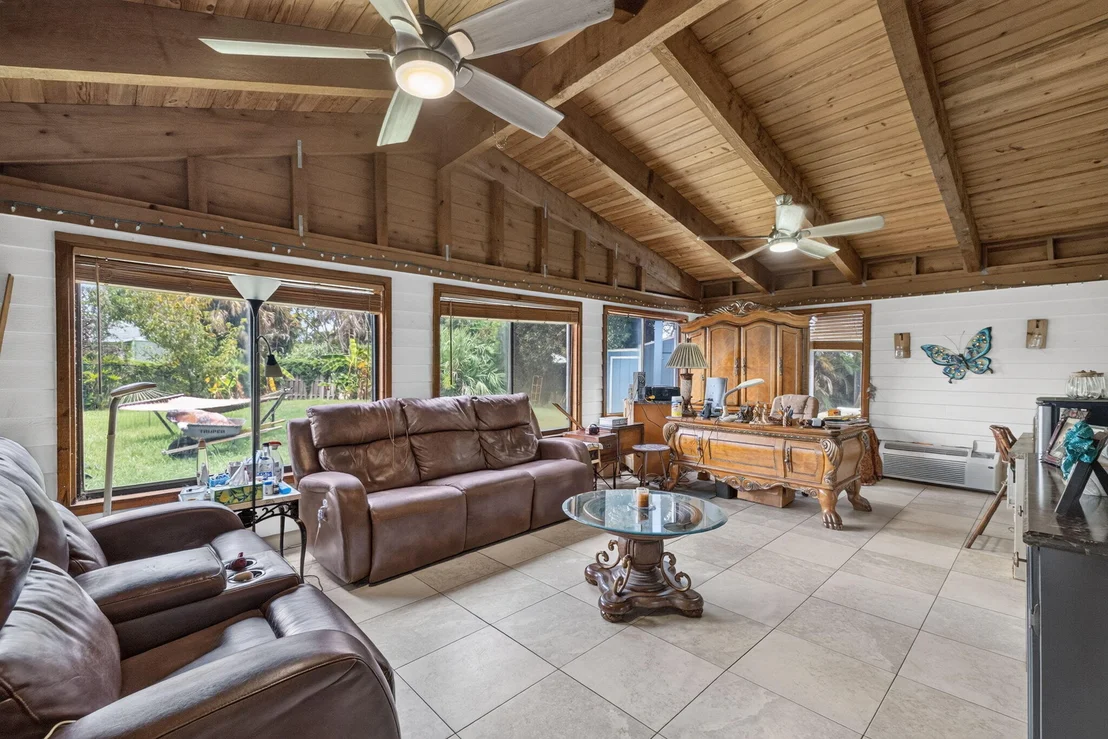 Photo of 5707 SPRUCE Drive