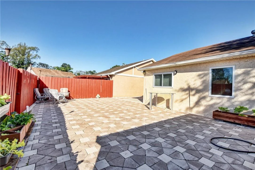 Photo of 22917 Sandalfoot Boulevard