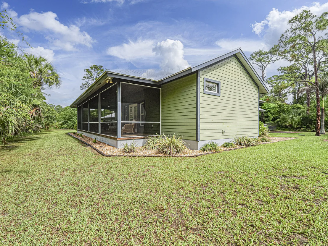 Photo of 1354 SW Locks Road