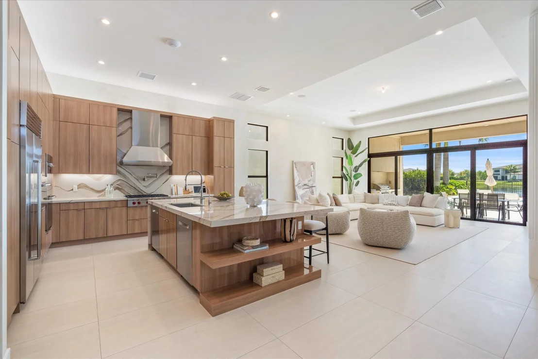 Photo of 9948 Espresso Manor