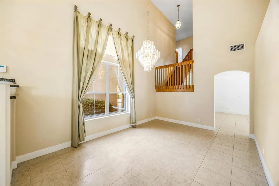 Photo of 6145 Indian Forest Circle