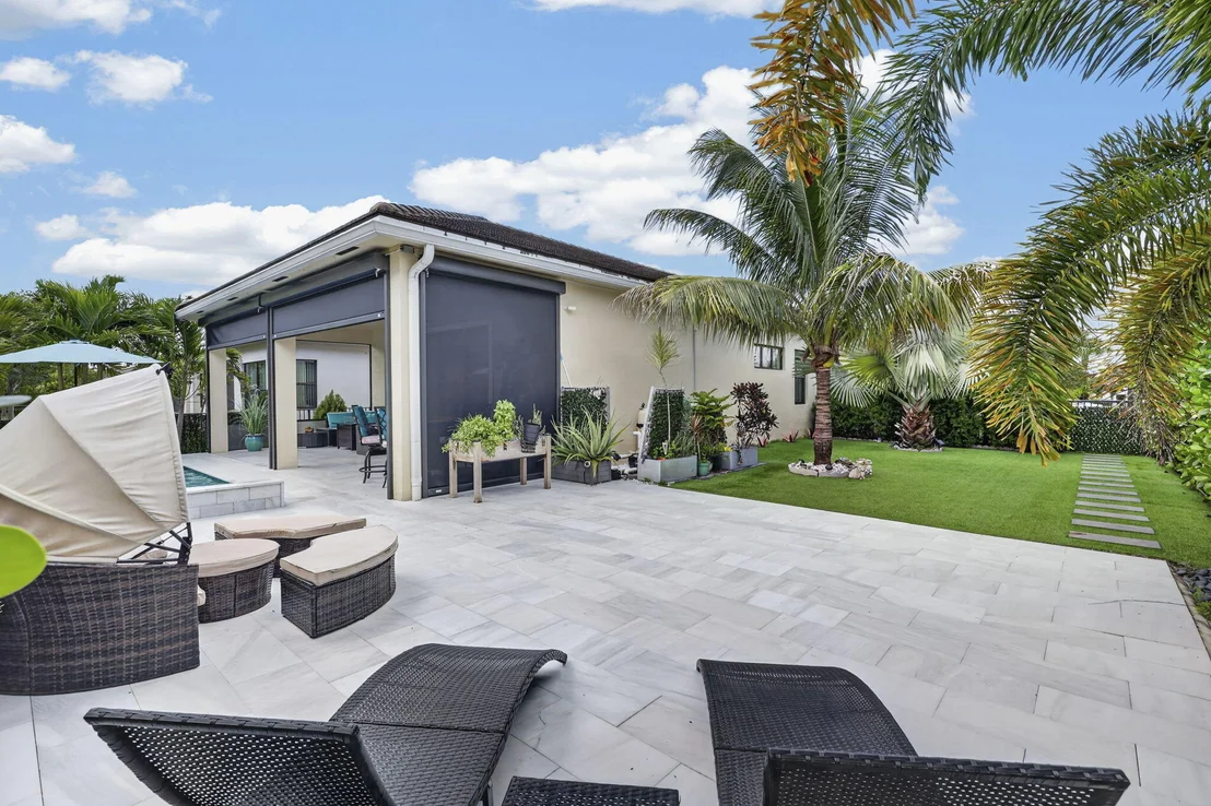 Photo of 16065 Key Biscayne Lane