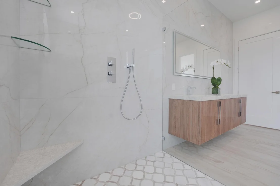 Photo of 948 Banyan Drive