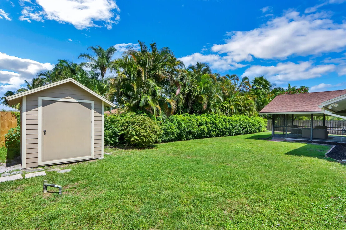 Photo of 713 Warren Drive