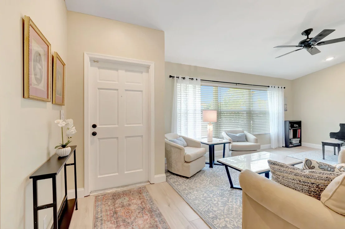Photo of 11390 Chipmunk Drive