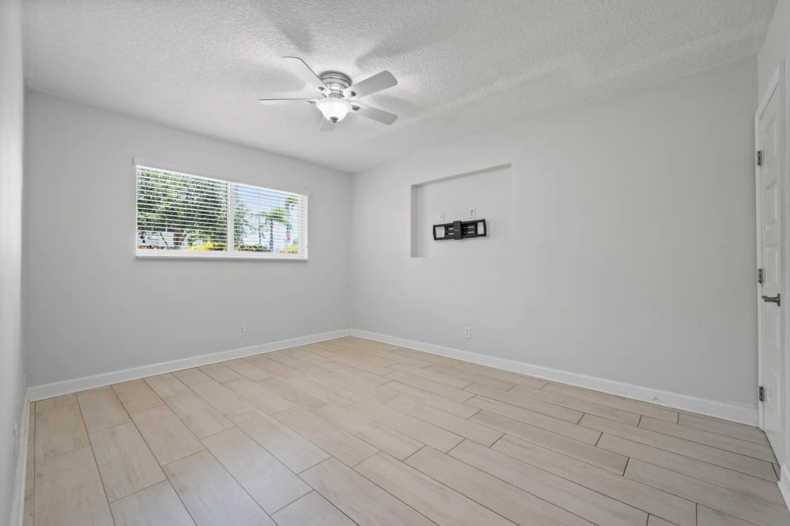 Photo of 2265 SE 12th Street