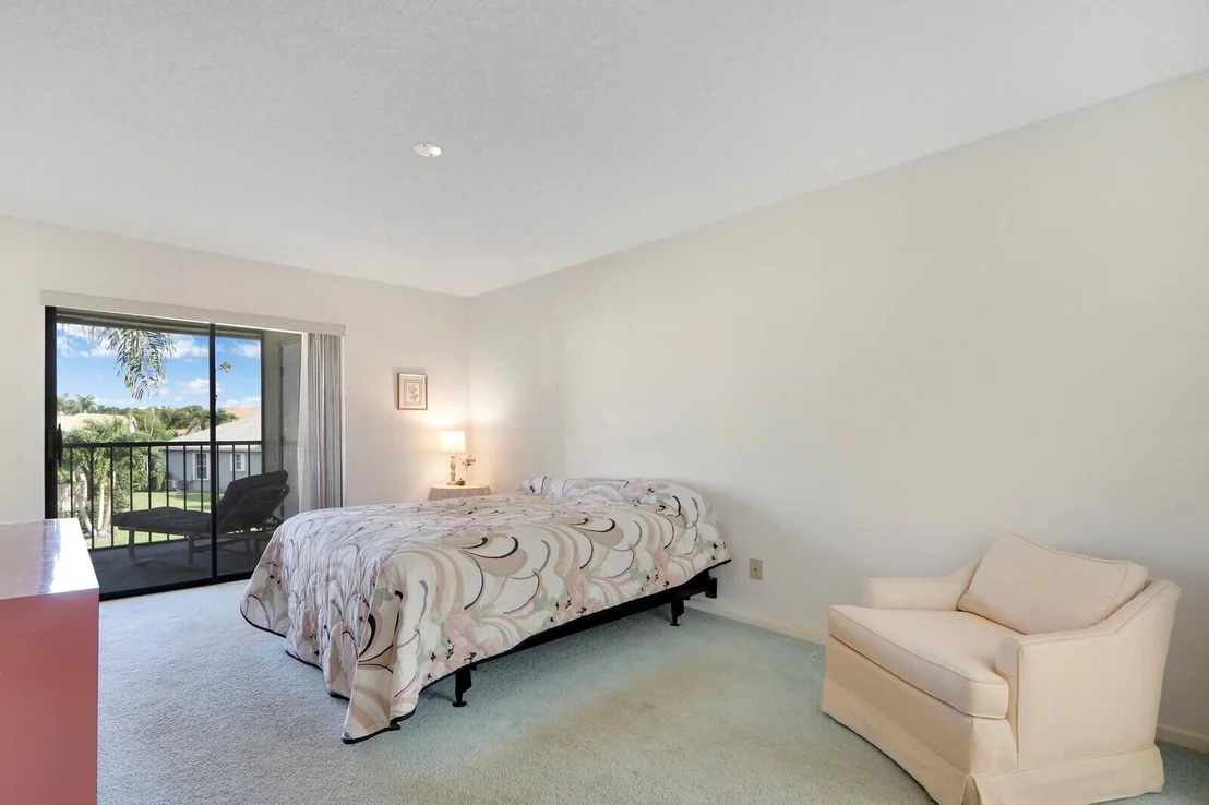 Photo of Unit B at 2052 Keystone Drive